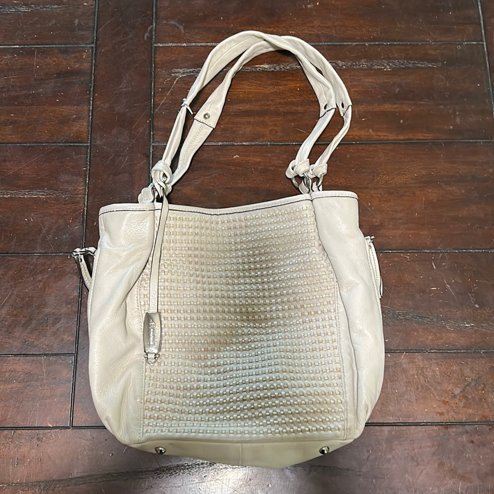 Very nice leather shoulder bag by B Makowsky